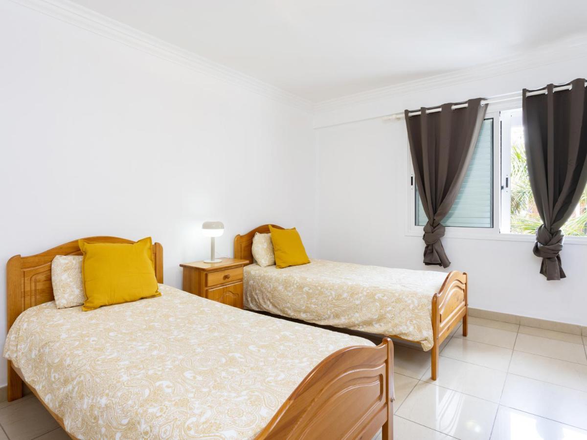 Live Los Cristianos Los Playeros Close To The Beach Arona  Exterior foto