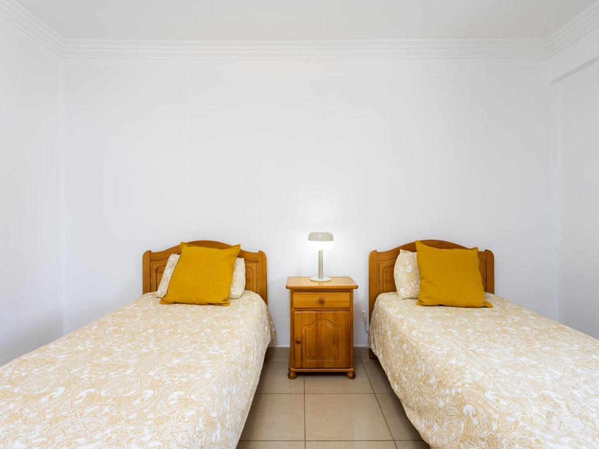 Live Los Cristianos Los Playeros Close To The Beach Arona  Exterior foto